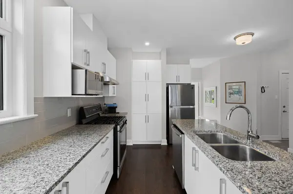 538 Silverbell CRES, Blossom Park - Airport And Area, ON K1T 0P1