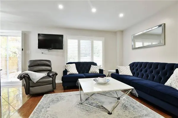 13 Picasso DR, Hunt Club - South Keys And Area, ON K1G 5S9