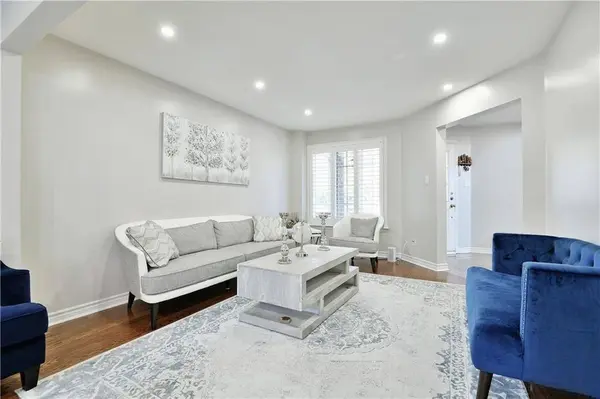 13 Picasso DR, Hunt Club - South Keys And Area, ON K1G 5S9