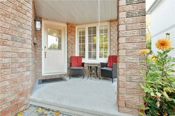 13 Picasso DR, Hunt Club - South Keys And Area, ON K1G 5S9
