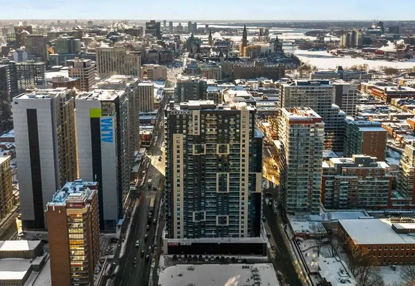 180 George ST #1802
