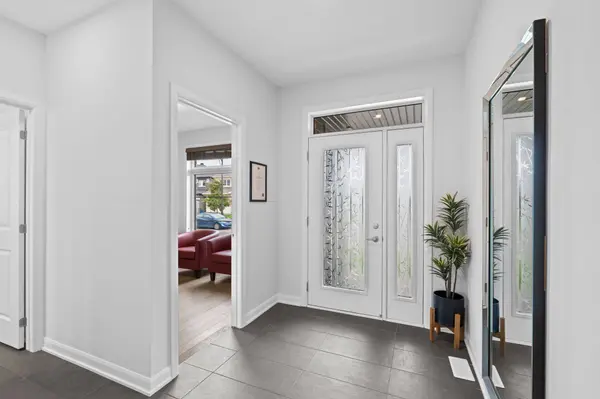 195 Alex Polowin AVE, Barrhaven, ON K2J 6E8
