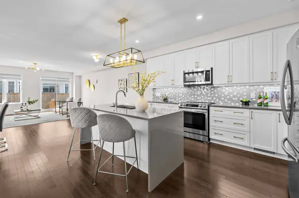 133 Angelonia CRES, Blossom Park - Airport And Area, ON K1T 0Y5