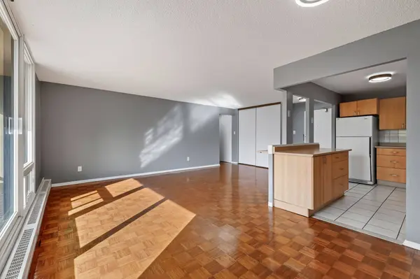 665 Bathgate DR #301, Overbrook - Castleheights And Area, ON K1K 3Y4