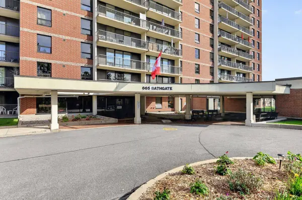 665 Bathgate DR #301, Overbrook - Castleheights And Area, ON K1K 3Y4