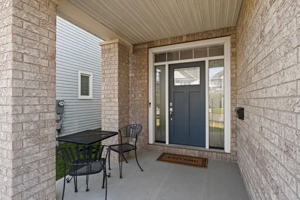 633 Moonflower CRES, Blossom Park - Airport And Area, ON K1T 0X8