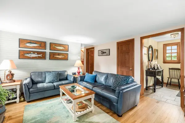3 Willow Lane, Rockport, MA 01966