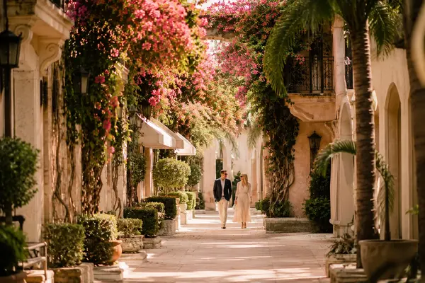 feature image of A Local’s Guide to the Best Things to Do in Palm Beach