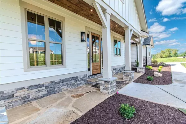 1250 Owen Glen DR, Blairsville, GA 30512