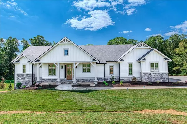 1250 Owen Glen DR, Blairsville, GA 30512