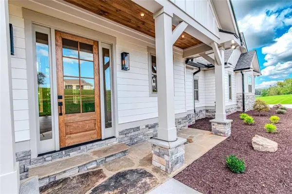 1250 Owen Glen DR, Blairsville, GA 30512