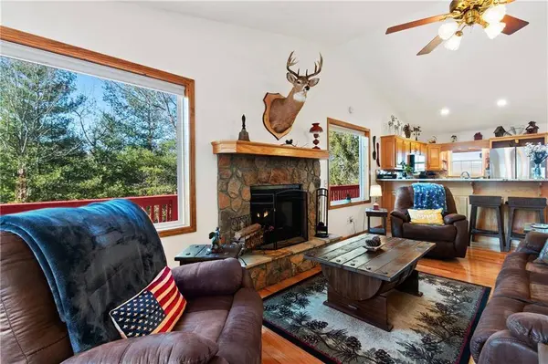 27 Sky High DR, Blairsville, GA 30512