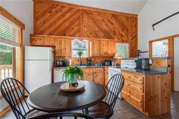 204 Fortenberry Creek RD, Blairsville, GA 30512