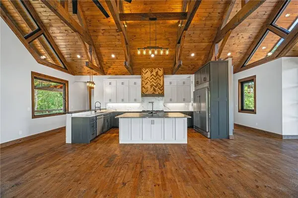 42 Waterstone WAY, Mineral Bluff, GA 30559
