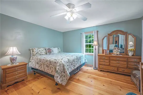 495 Dockery LN, Mineral Bluff, GA 30559