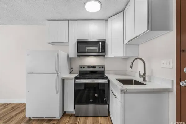 1560 Kanunu ST #1512, Honolulu, HI 96814