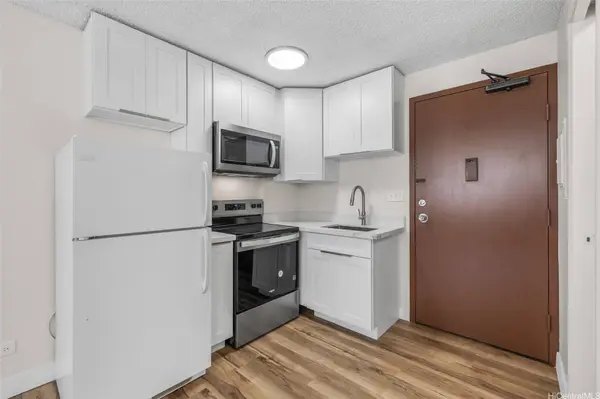 1560 Kanunu ST #1512, Honolulu, HI 96814
