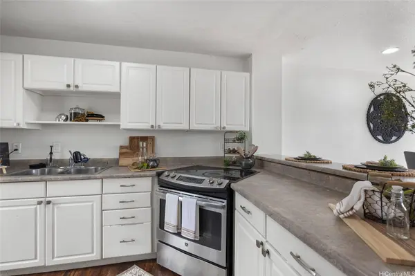 92-975 Makakilo DR #25, Kapolei, HI 96707