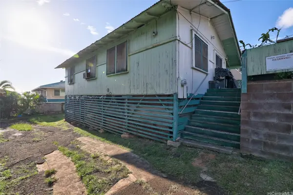911 Luka ST, Honolulu, HI 96817