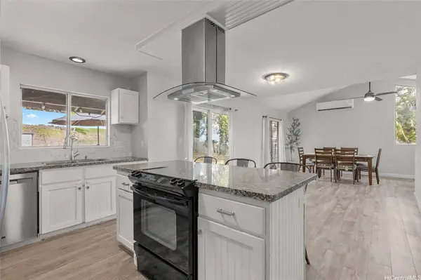 92-1252 Kikaha ST #15, Kapolei, HI 96707