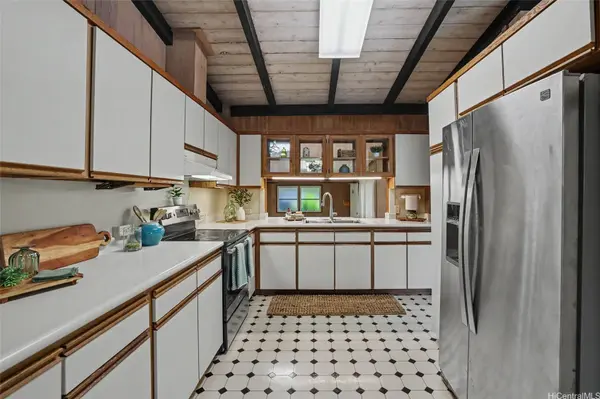 3536 Pinao ST, Honolulu, HI 96822