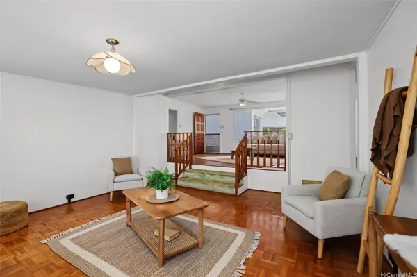 860 Hind Iuka DR, Honolulu, HI 96821