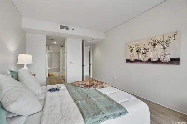 1 Keahole PL #1512, Honolulu, HI 96825