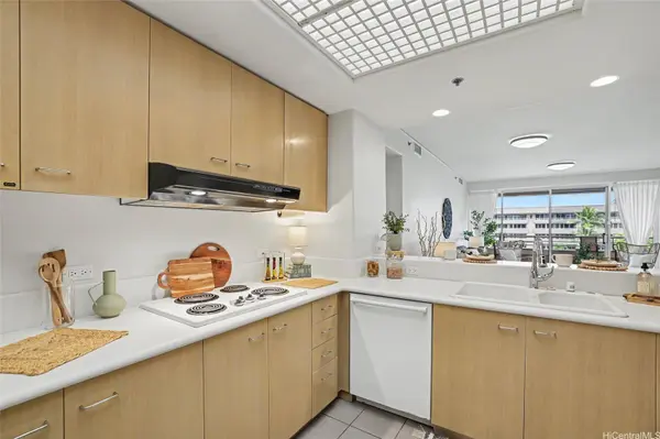 1 Keahole PL #1512, Honolulu, HI 96825