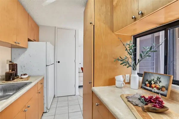 1415 Liholiho ST #202, Honolulu, HI 96822