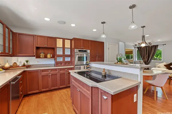 3210 Oahu AVE, Honolulu, HI 96822