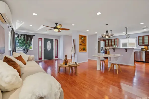 3210 Oahu AVE, Honolulu, HI 96822