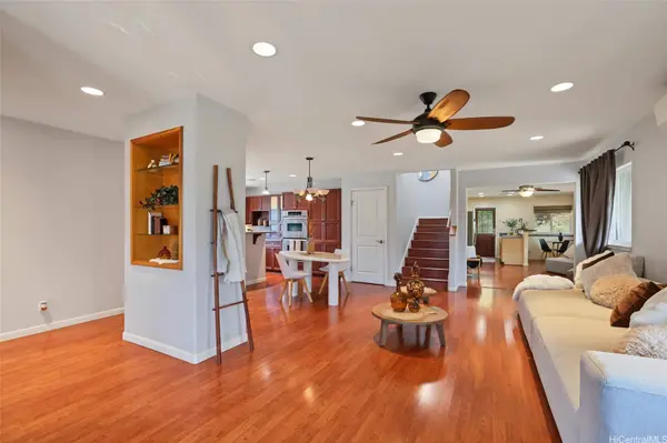 3210 Oahu AVE, Honolulu, HI 96822