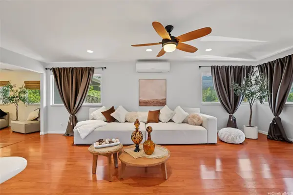 3210 Oahu AVE, Honolulu, HI 96822