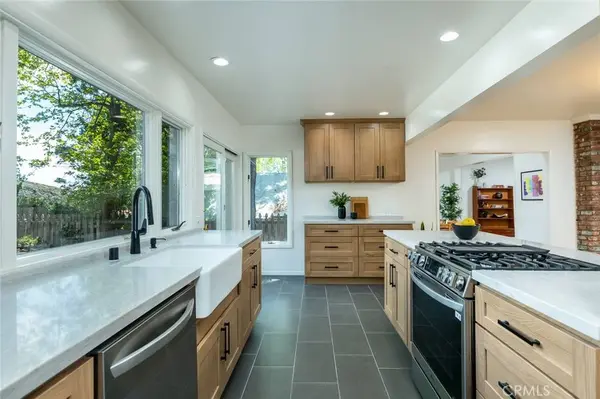 5874 Freeman AVE, La Crescenta, CA 91214