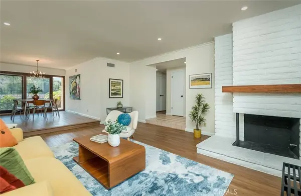 2251 El Arbolita DR, Glendale, CA 91208