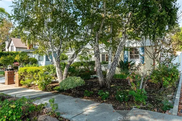 1737 Opechee WAY, Glendale, CA 91208