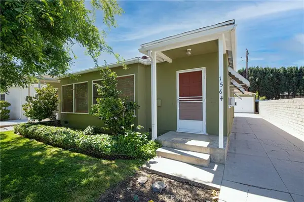 1562 Riverside DR, Glendale, CA 91201