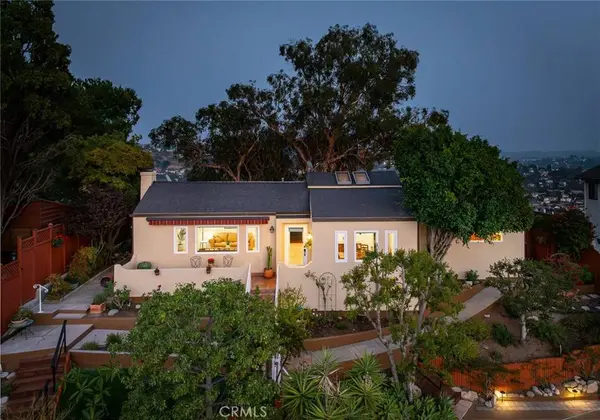 1404 Corona DR, Glendale, CA 91205