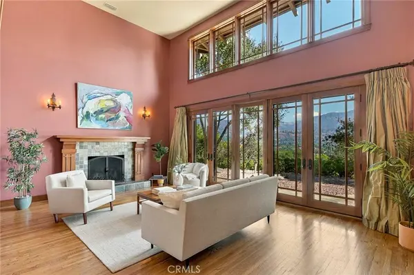 4036 Robin Hill, La Canada Flintridge, CA 91011