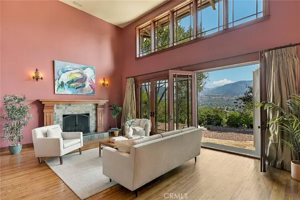 4036 Robin Hill, La Canada Flintridge, CA 91011