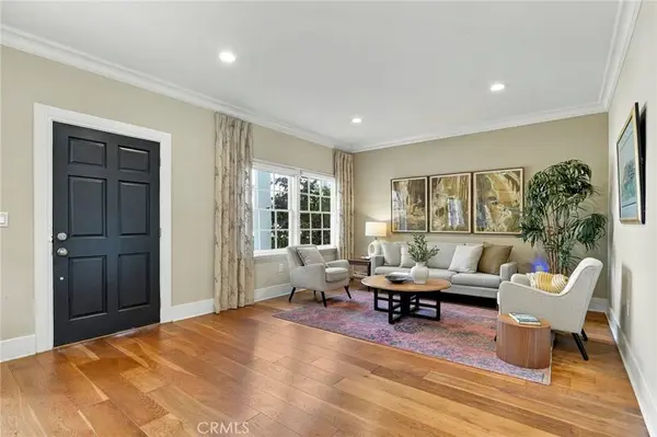 920 S Victoria AVE, Los Angeles, CA 90019