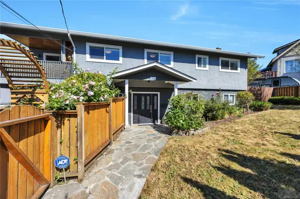 3236 Cedar Hill Rd, Saanich, BC V8P 3Y3