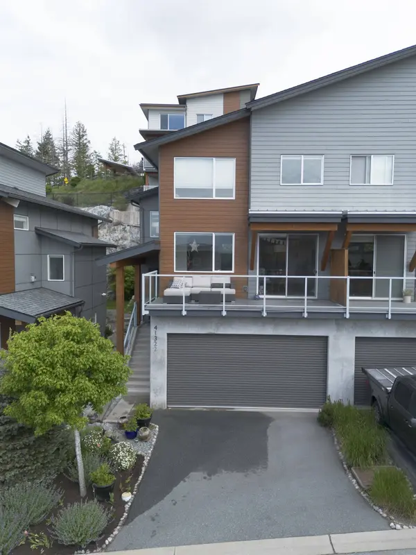 41322 Horizon DR, Squamish, BC V8B 0Y7