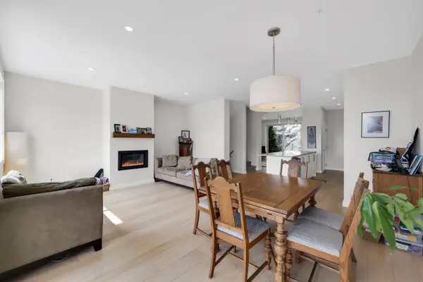 41322 Horizon DR, Squamish, BC V8B 0Y7
