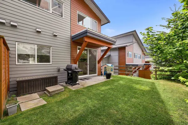 41322 Horizon DR, Squamish, BC V8B 0Y7