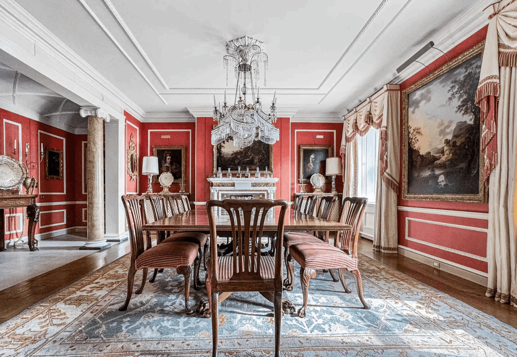 Grand Dinning Room 1530 N State Parkway