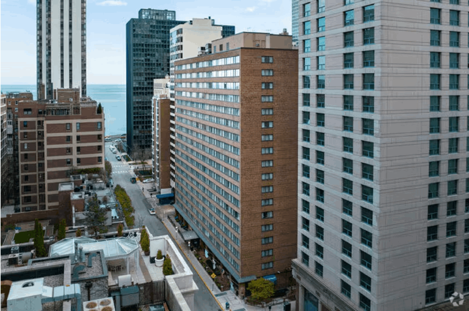 Exterior View of 201 E Walton