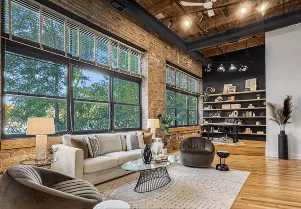 Where Fulton Market Meets Sophisticated Loft Living: 407 N. Elizabeth Street #103