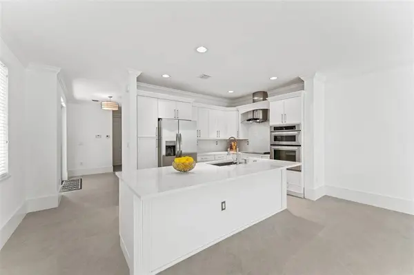 610 SW 10th St #610, Fort Lauderdale, FL 33315