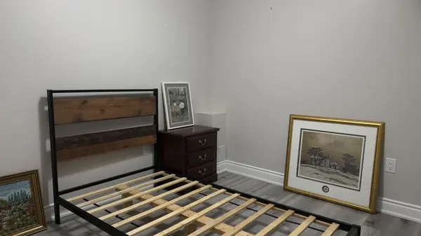 Marpin Court, Niagara Falls, ON L2H 0P3